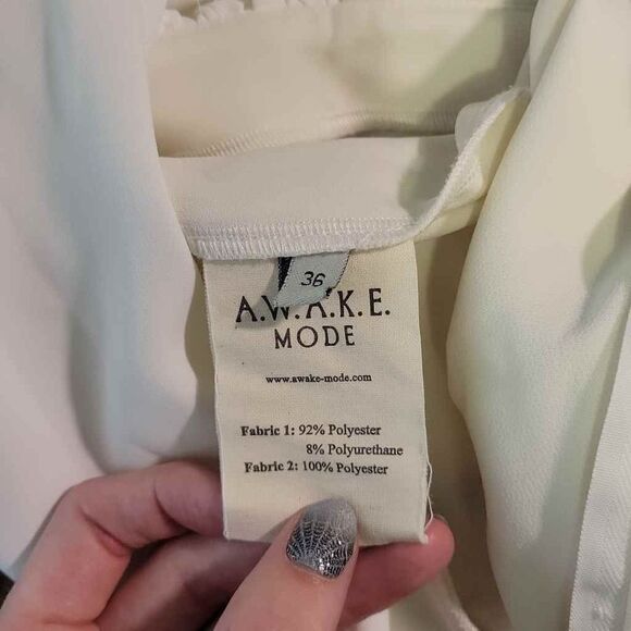 A.W.A.K.E Mode Twisted Asymmetric Crepe Bodysuit - Picture 9 of 9